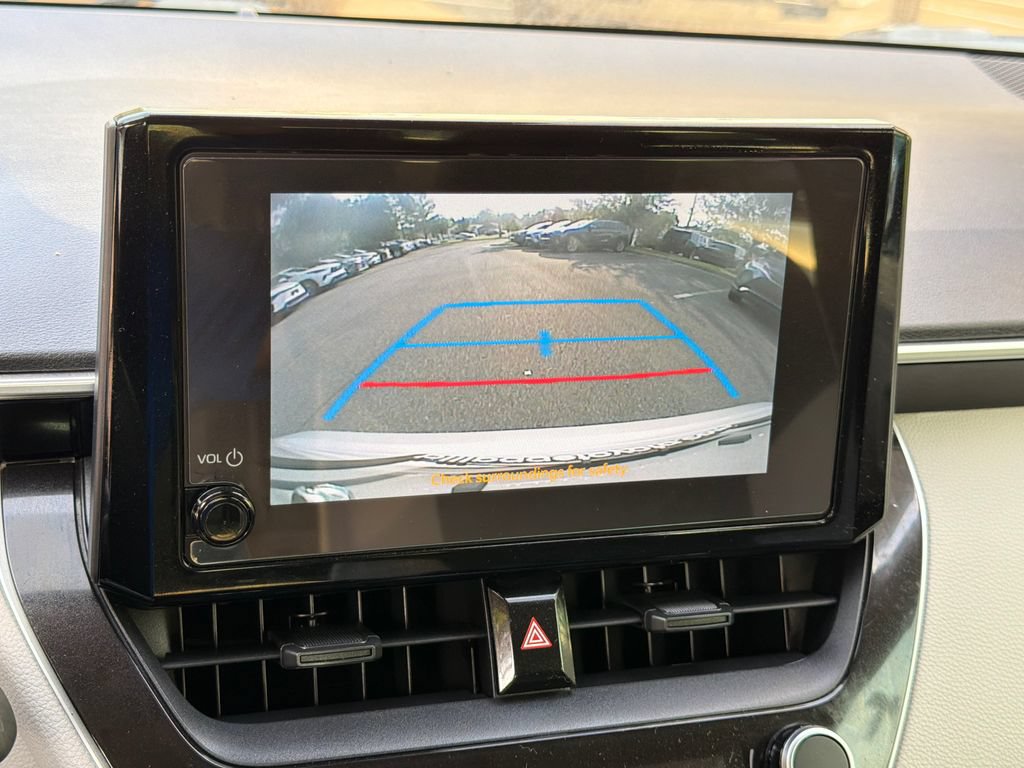 Used 2026 Toyota Corolla LE FWD image 25