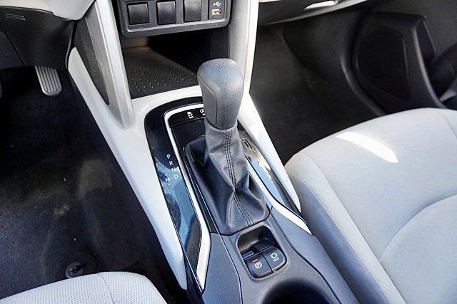 Used 2022 Toyota Corolla Cross L image 30