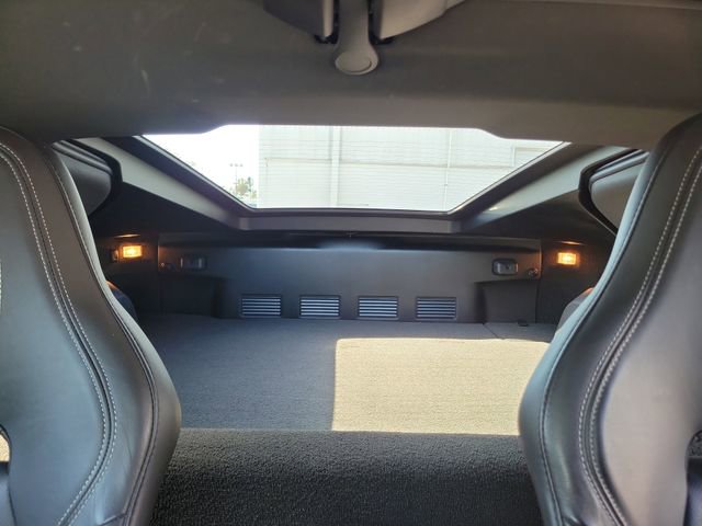 Certified 2017 Chevrolet Corvette Stingray Coupe w/ Carbon Flash Badge Package image 35