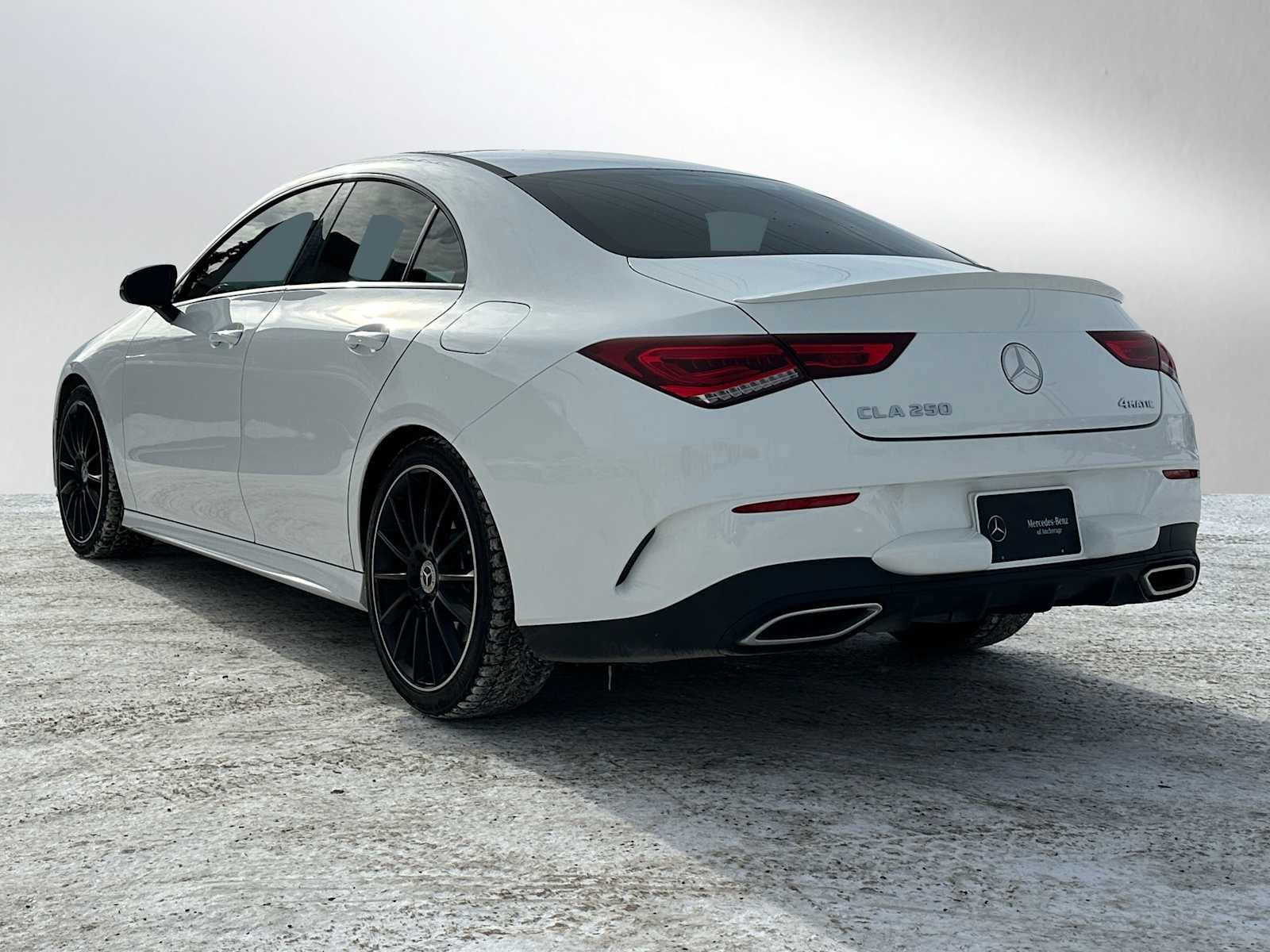 Used 2022 Mercedes-Benz CLA 250 4MATIC image 5