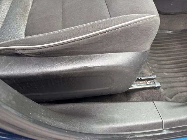 Used 2021 Chevrolet TrailBlazer LT w/ Convenience Package image 38