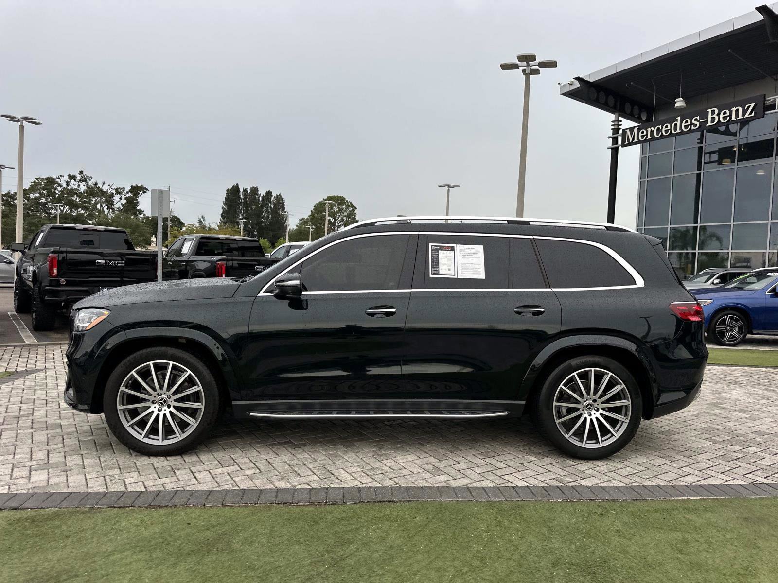 Certified 2025 Mercedes-Benz GLS 580 4MATIC image 6