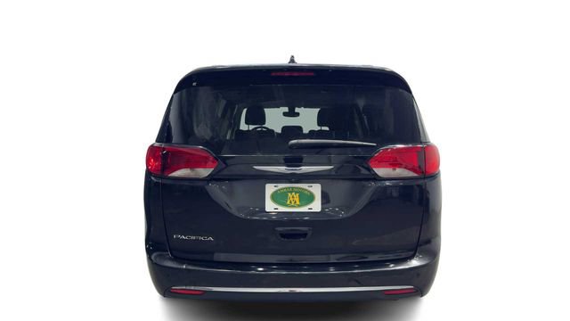 Used 2019 Chrysler Pacifica Touring-L Plus w/ Tire & Wheel Group FWD image 3