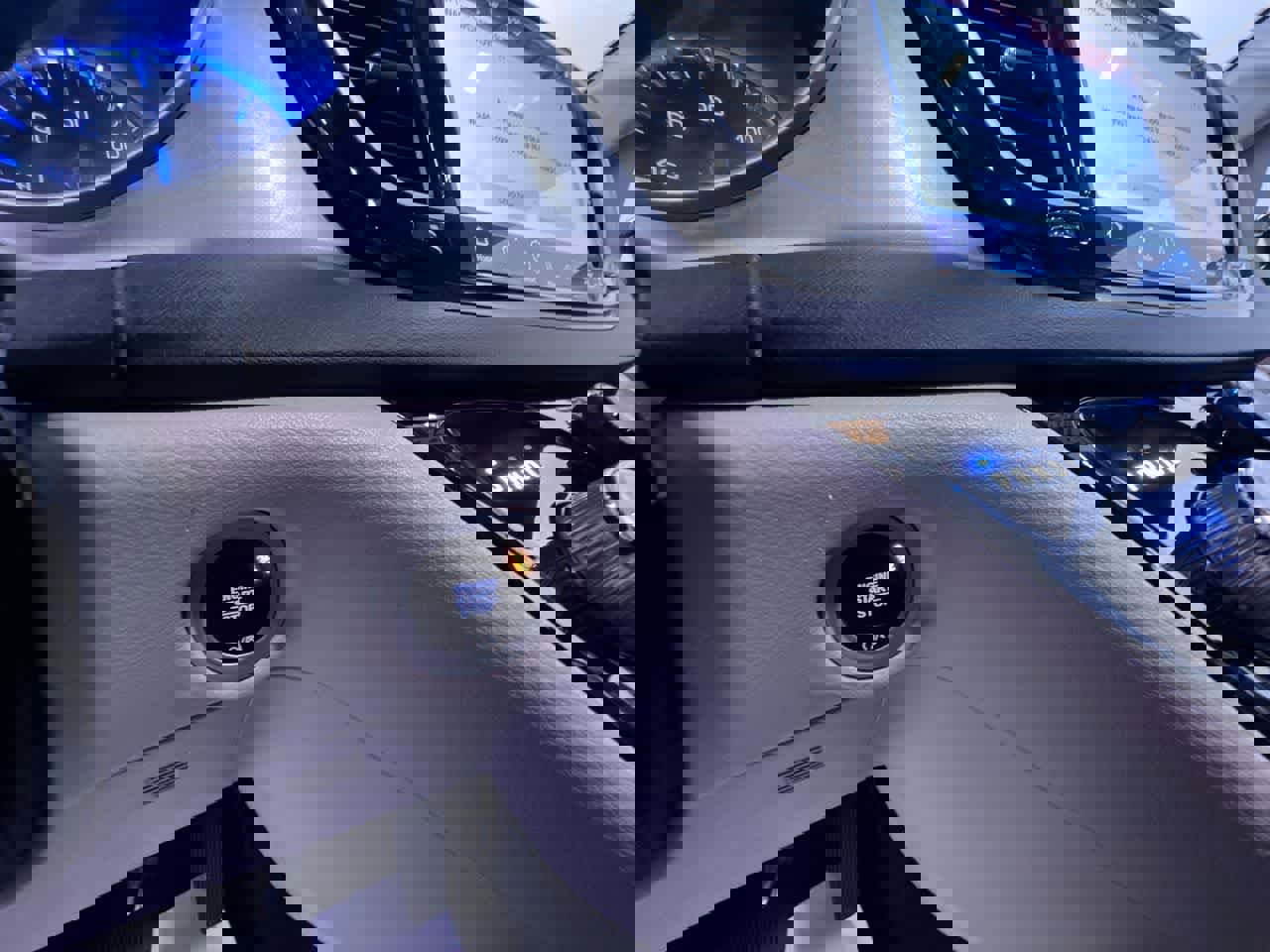 Used 2024 Chrysler Pacifica Touring-L image 17