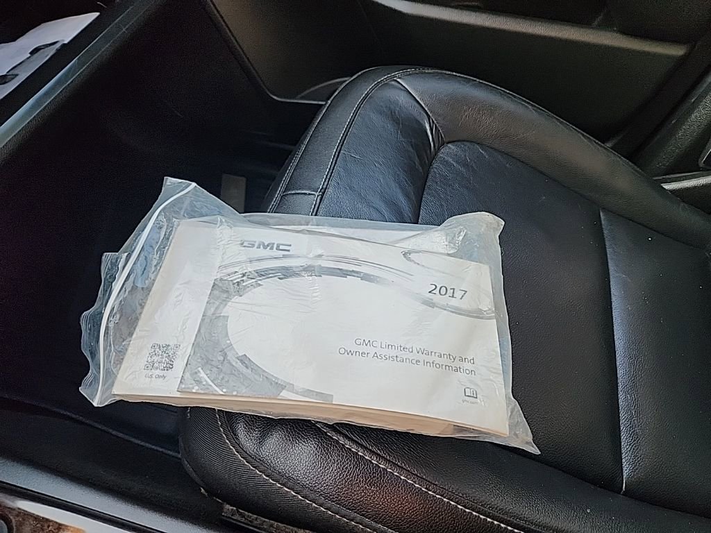 Used 2017 GMC Canyon SLT w/ Driver Alert Package image 16