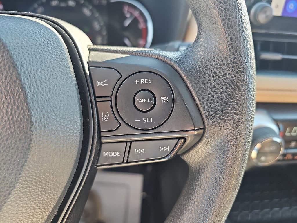 Used 2023 Toyota RAV4 XLE image 22