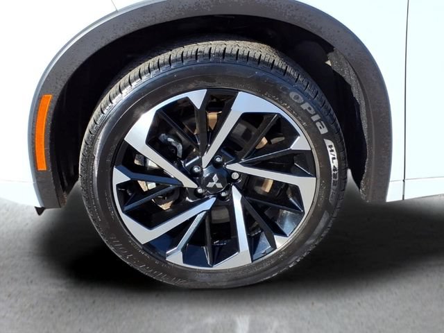 Used 2023 Mitsubishi Outlander SEL AWD/4WD image 10