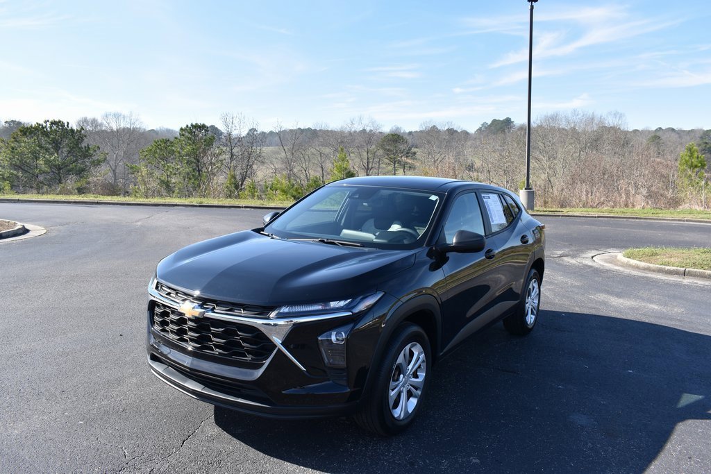 Certified 2024 Chevrolet Trax LS image 3