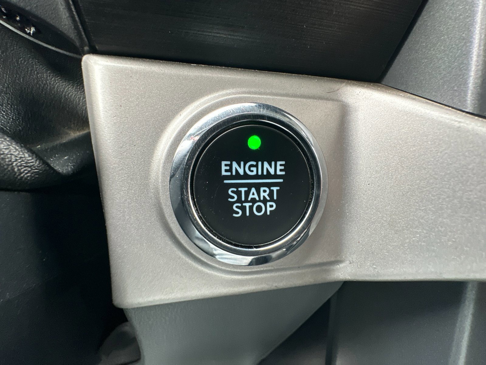 Certified 2022 Ford F150 XLT w/ Equipment Group 302A High image 22