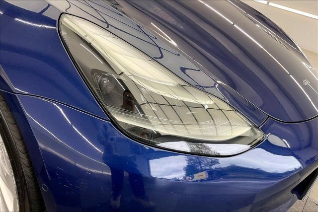 Used 2022 Tesla Model 3 Long Range AWD/4WD image 27