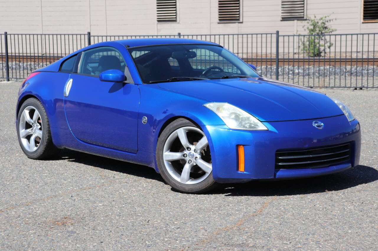 Used 2006 Nissan 350Z Enthusiast w/ (N93) Cargo Convenience Pkg RWD image 1