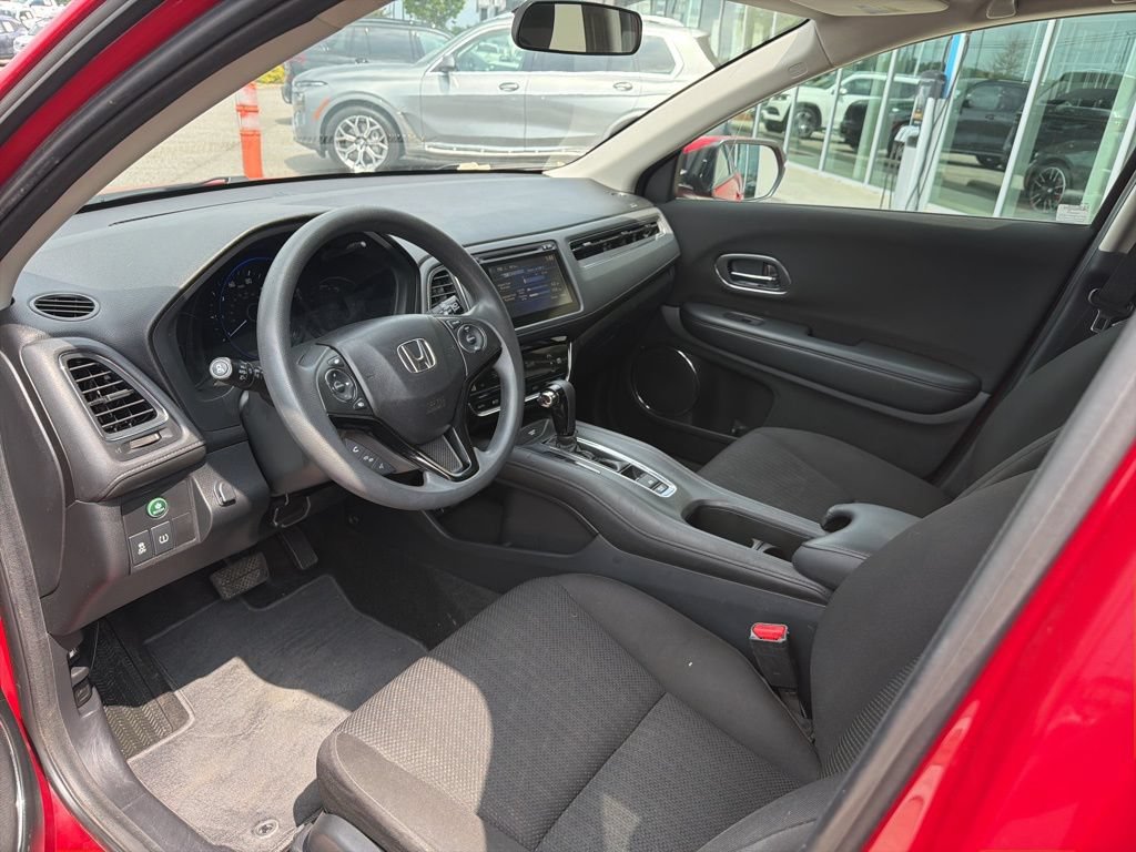 Used 2017 Honda HR-V EX image 16
