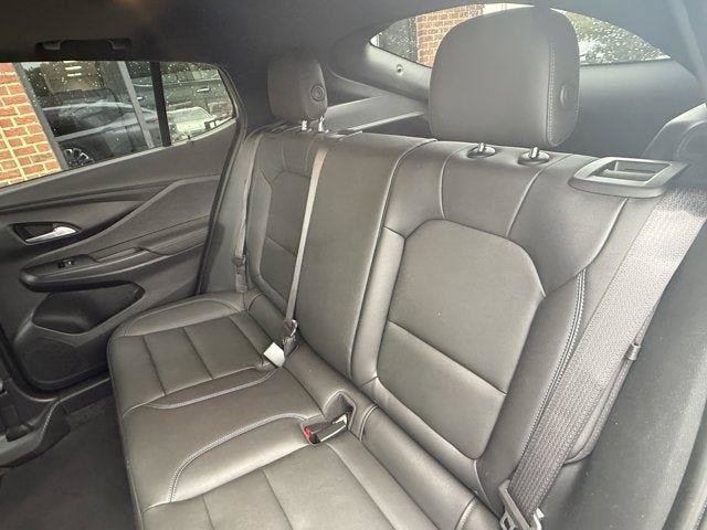 Used 2025 Buick Envista Sport Touring w/ Convenience I Package FWD image 15