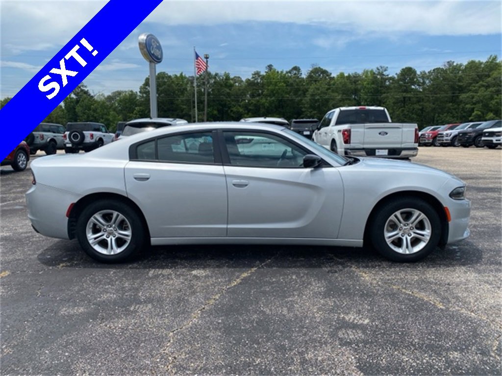 Used 2023 Dodge Charger SXT image 15