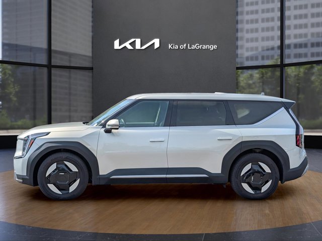 Used 2024 Kia EV9 Light Long Range image 8