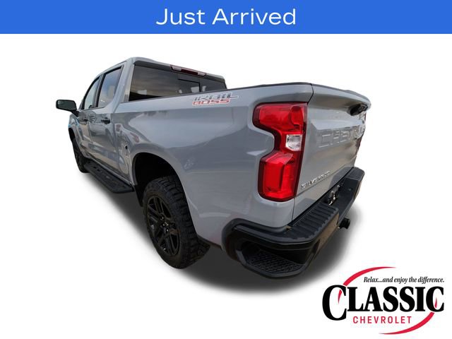 Used 2024 Chevrolet Silverado 1500 LT Trail Boss w/ Convenience Package II image 6