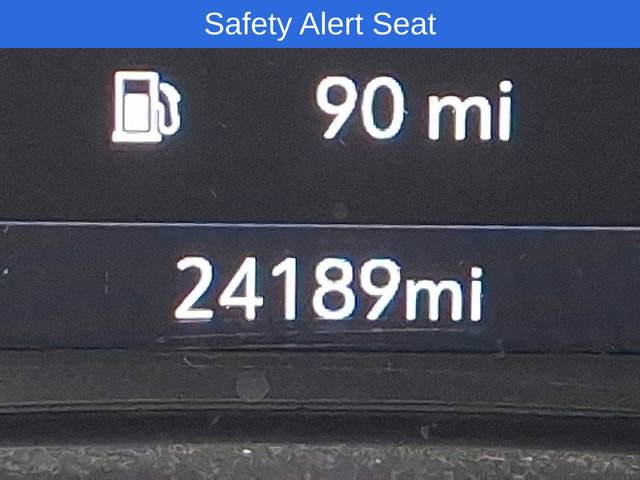 Used 2023 GMC Terrain SLT w/ Elevation Edition image 24