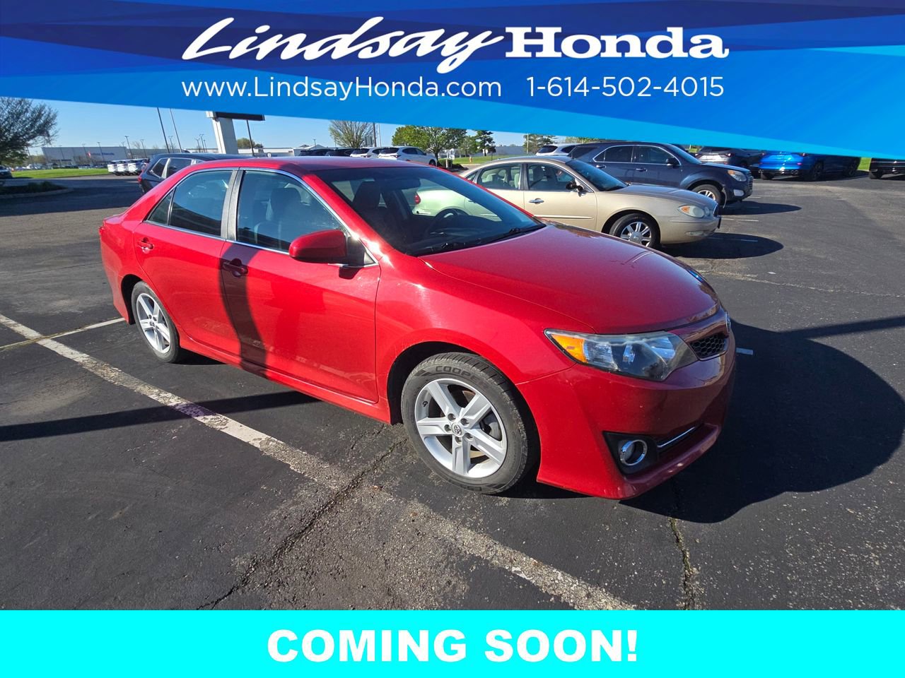 Used 2014 Toyota Camry SE image 2