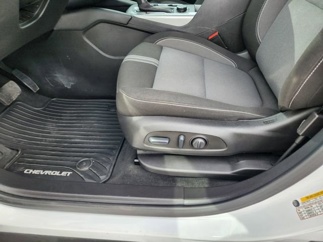 Used 2025 Chevrolet Blazer LT image 16