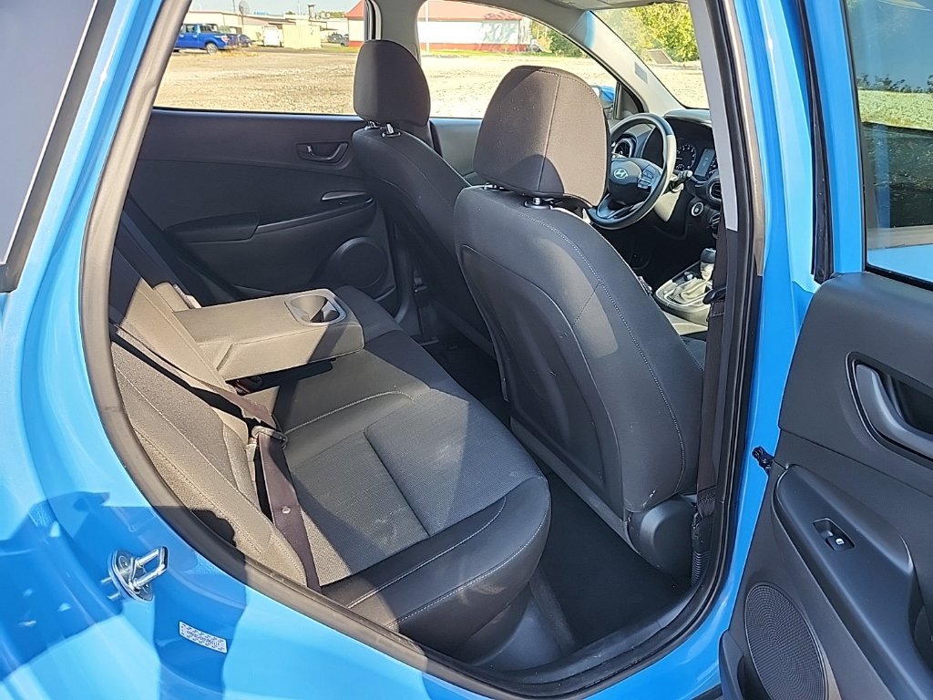 Used 2023 Hyundai Kona SEL AWD/4WD image 30