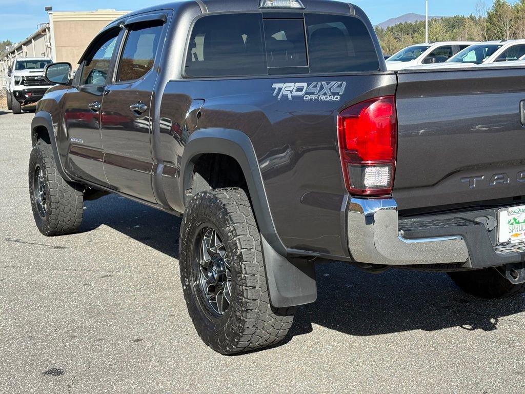 Used 2019 Toyota Tacoma TRD Off-Road image 47