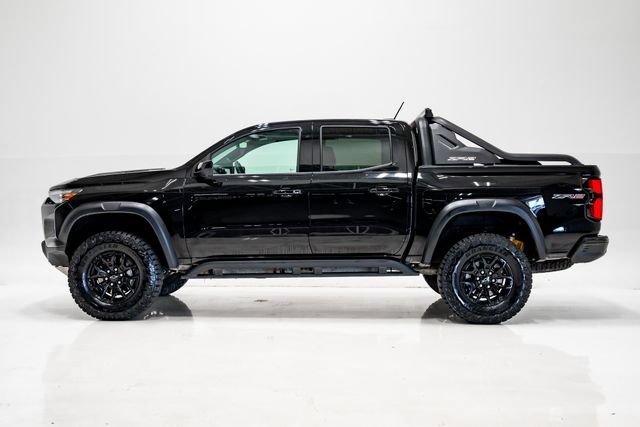 Used 2025 Chevrolet Colorado ZR2 w/ Midnight Edition AWD/4WD image 31