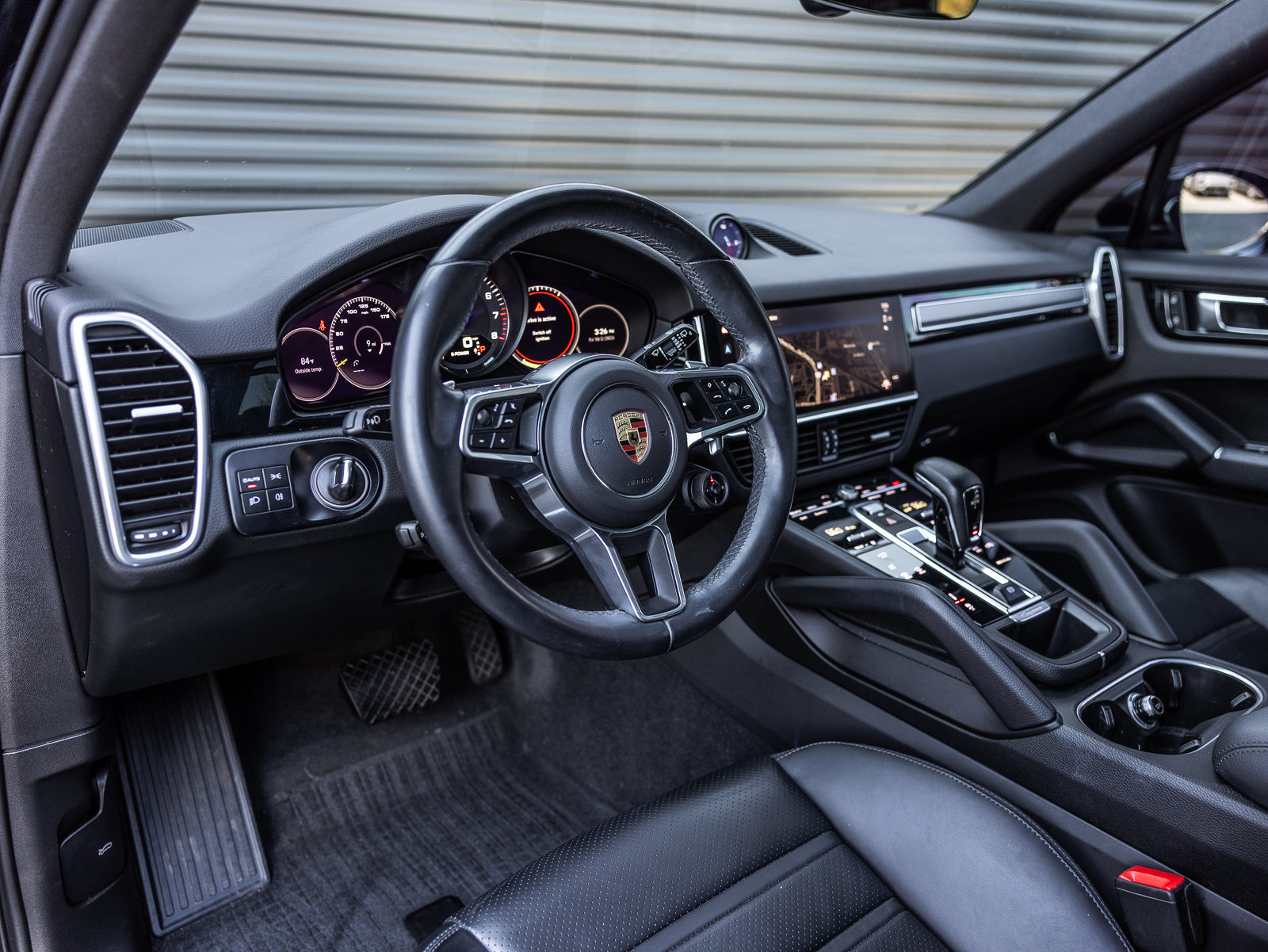 Certified 2023 Porsche Cayenne Platinum Edition AWD/4WD image 4