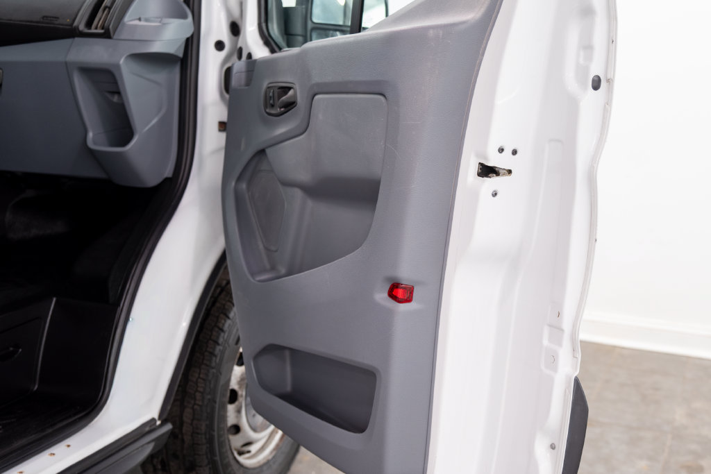 Used 2016 Ford Transit 250 130 Low Roof RWD image 14