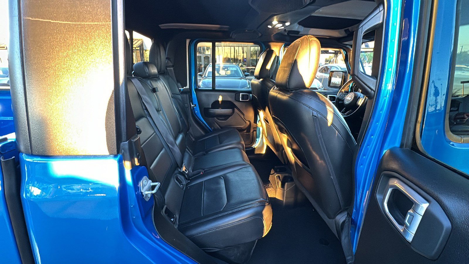 Used 2022 Jeep Gladiator Sport image 22