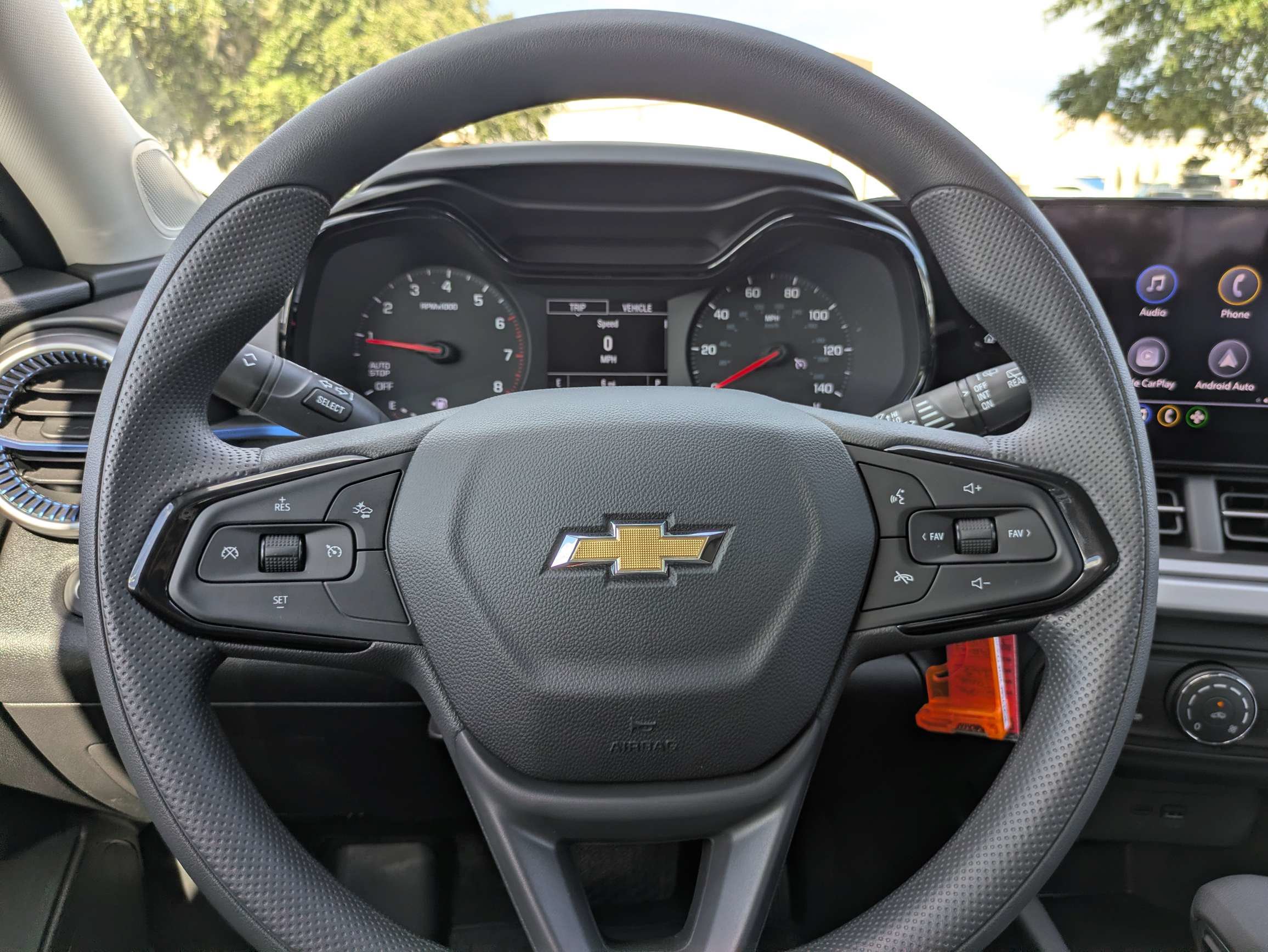 New 2026 Chevrolet Trax LS w/ LS Convenience Package FWD image 18