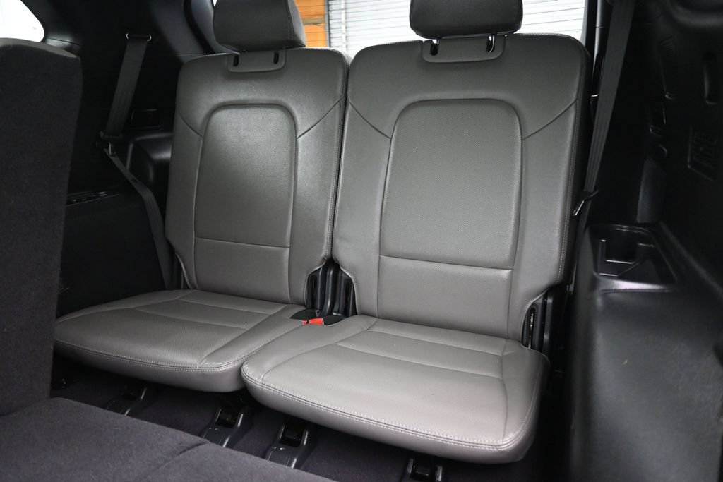 Used 2018 Hyundai Santa Fe AWD w/ SE Ultimate Tech Package 03 image 44