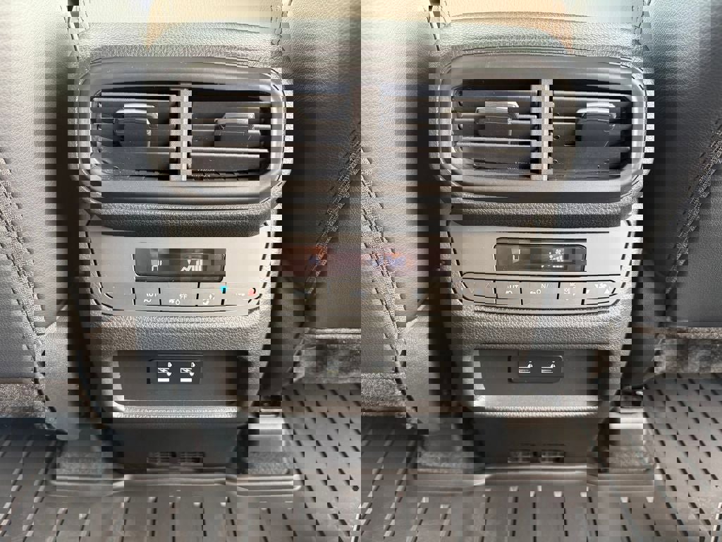 New 2026 Honda Pilot Touring image 21