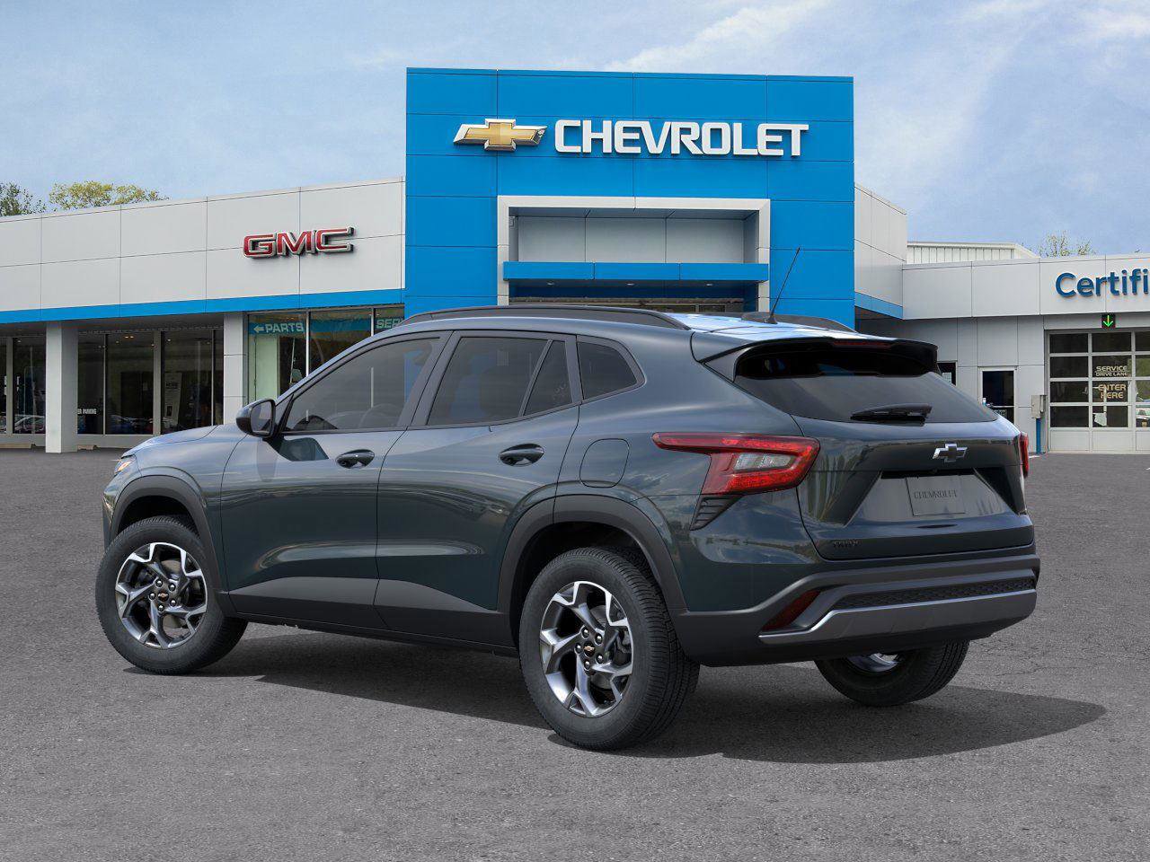 New 2026 Chevrolet Trax LT w/ LT Convenience Package FWD image 3