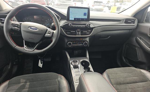 Used 2022 Ford Escape SEL w/ SEL Stealth AWD Package image 13