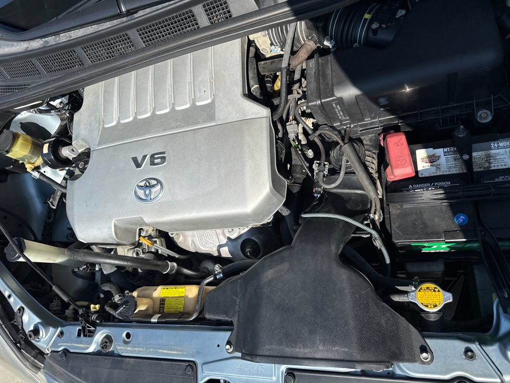 Used 2010 Toyota Sienna LE FWD image 36