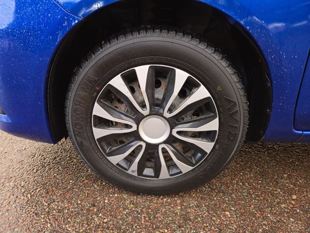 Used 2015 Nissan Versa S Plus image 7