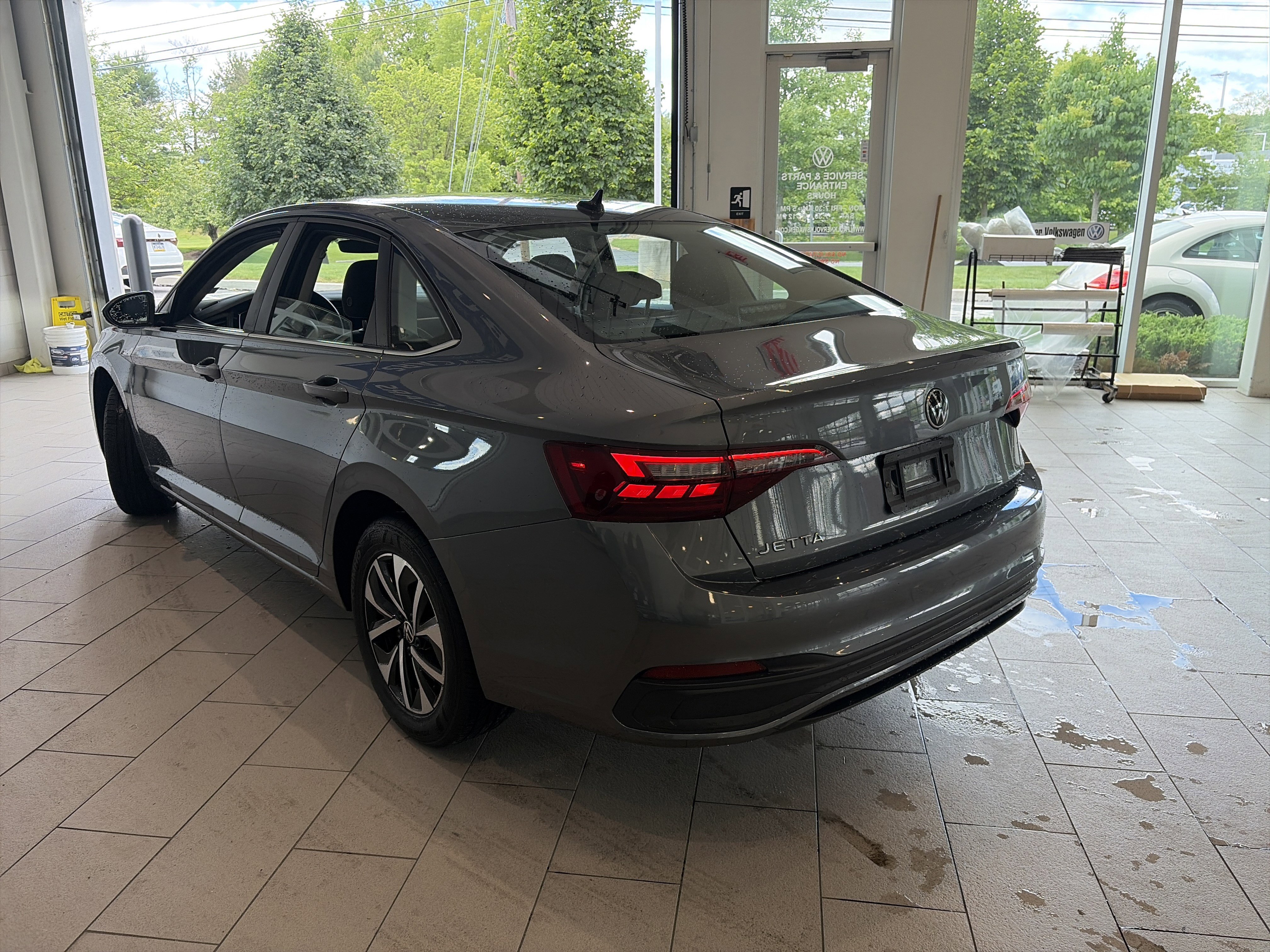 Used 2023 Volkswagen Jetta S w/ Driver Assistance Package FWD image 6