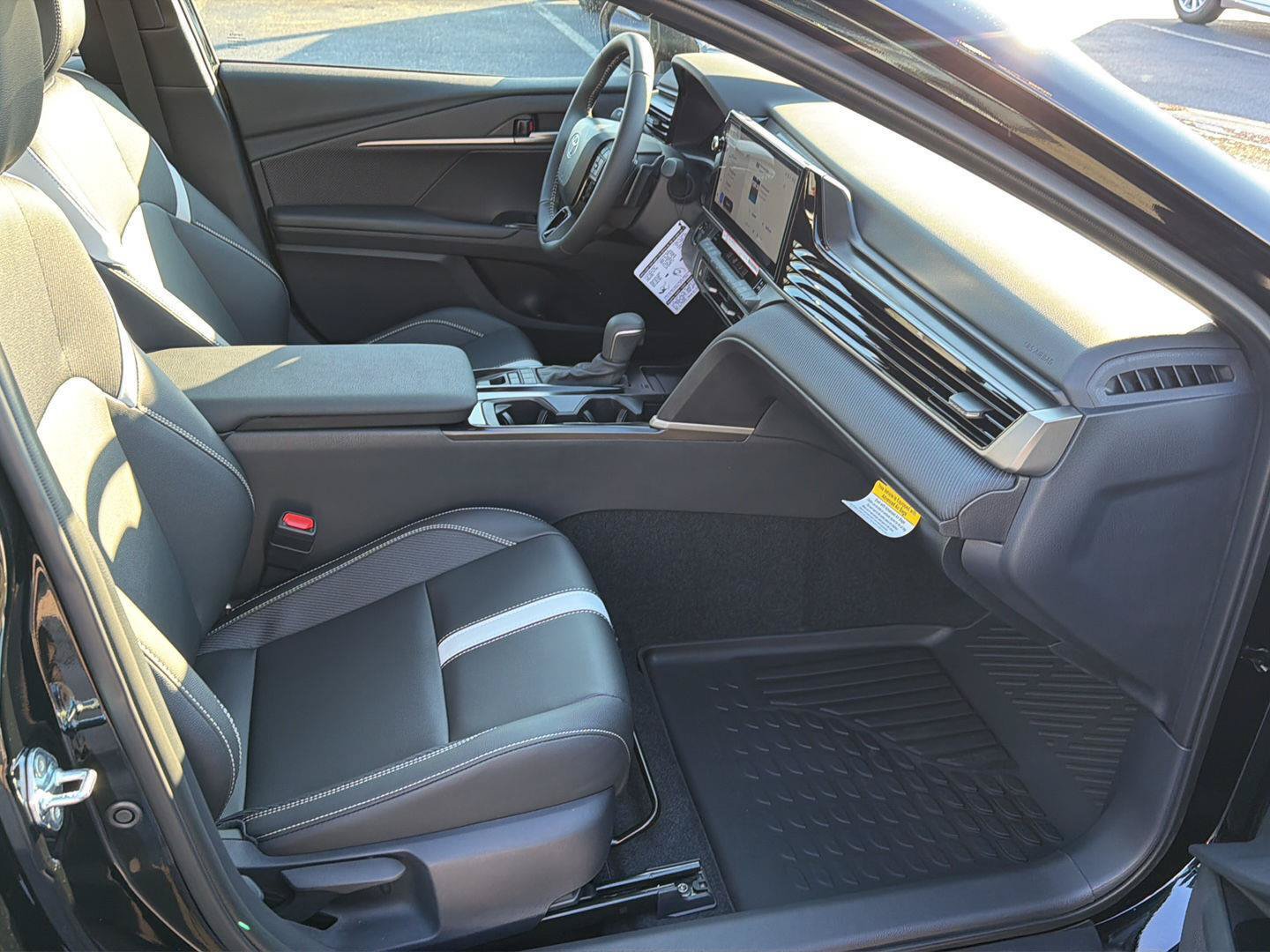 New 2026 Toyota Camry SE FWD image 13