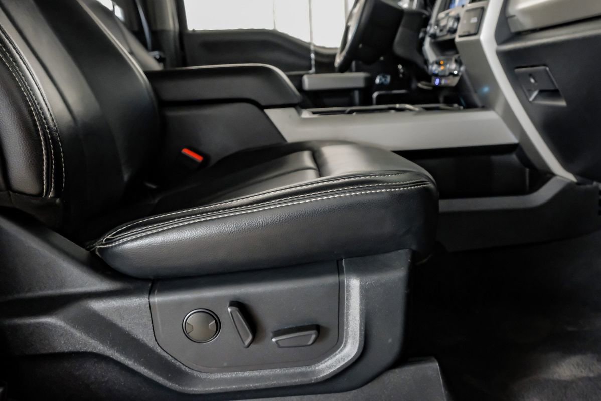 Used 2020 Ford F250 Lariat w/ Lariat Ultimate Package AWD/4WD image 31