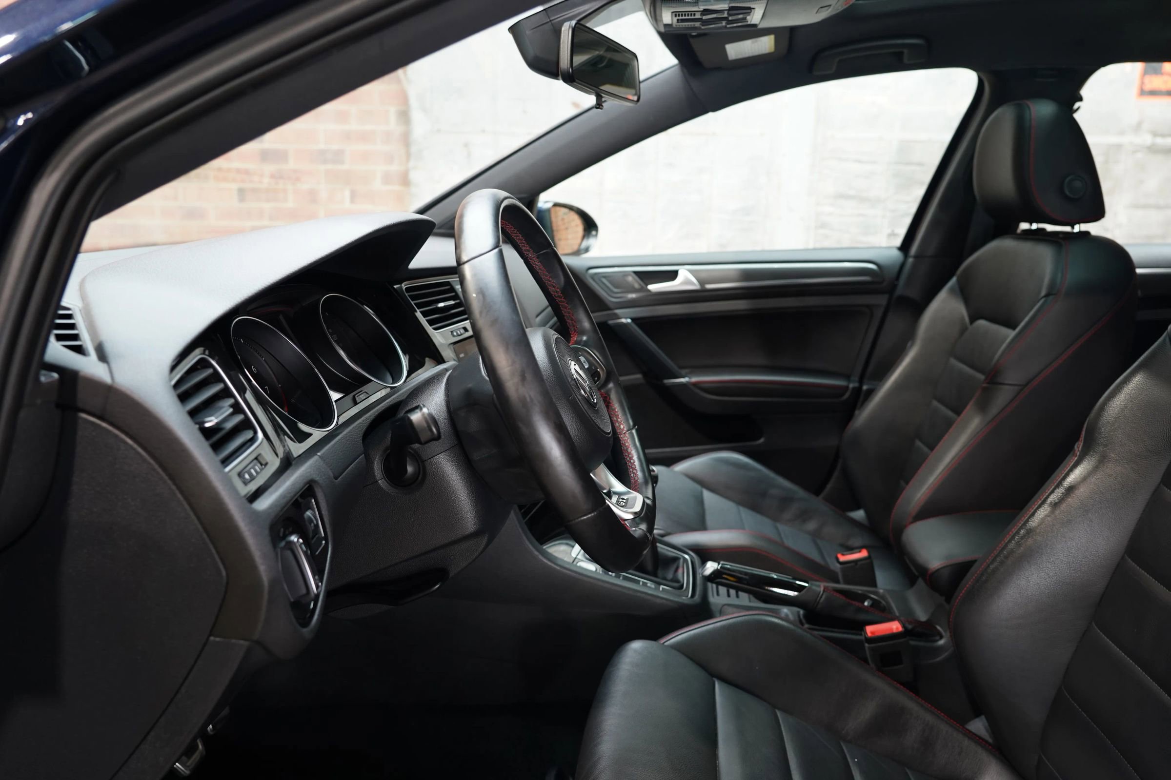 Used 2018 Volkswagen GTI SE w/ SE Leather Package image 53