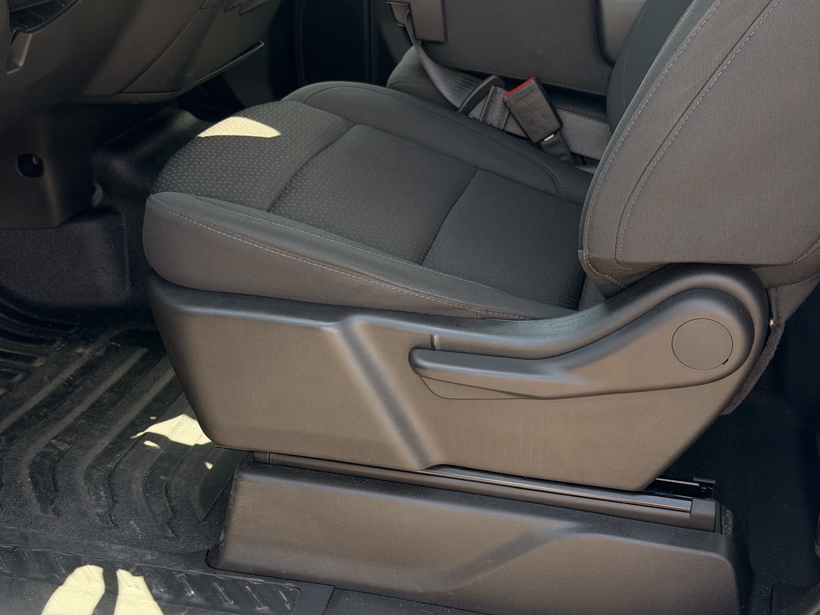 Used 2025 Chevrolet Silverado 1500 W/T RWD image 13