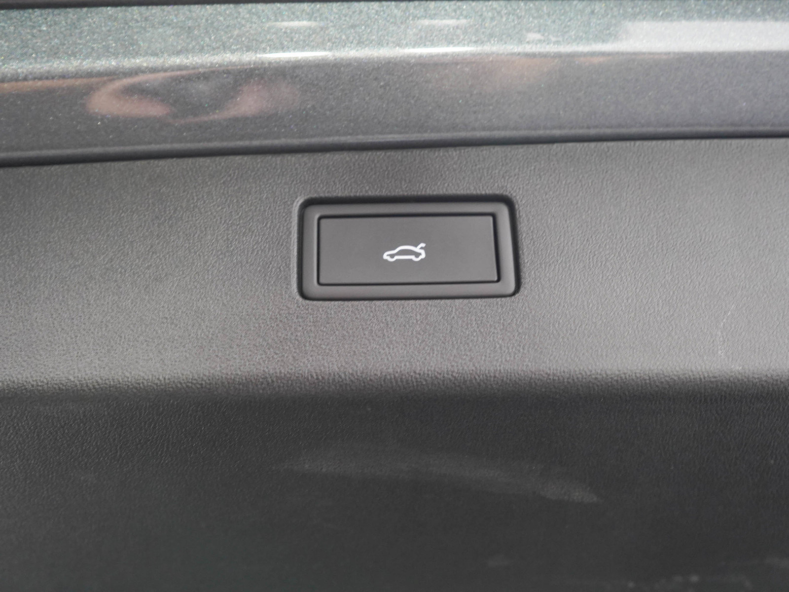 Used 2026 Volkswagen Tiguan SE AWD/4WD image 11