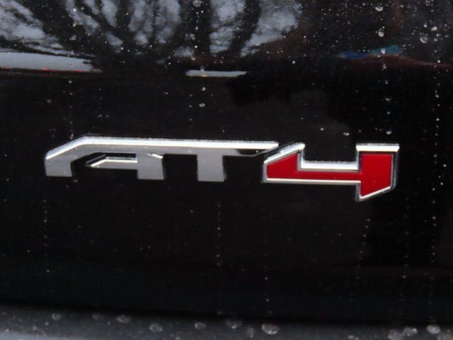 New 2026 GMC Acadia AT4 w/ Luxury Package AWD/4WD image 15