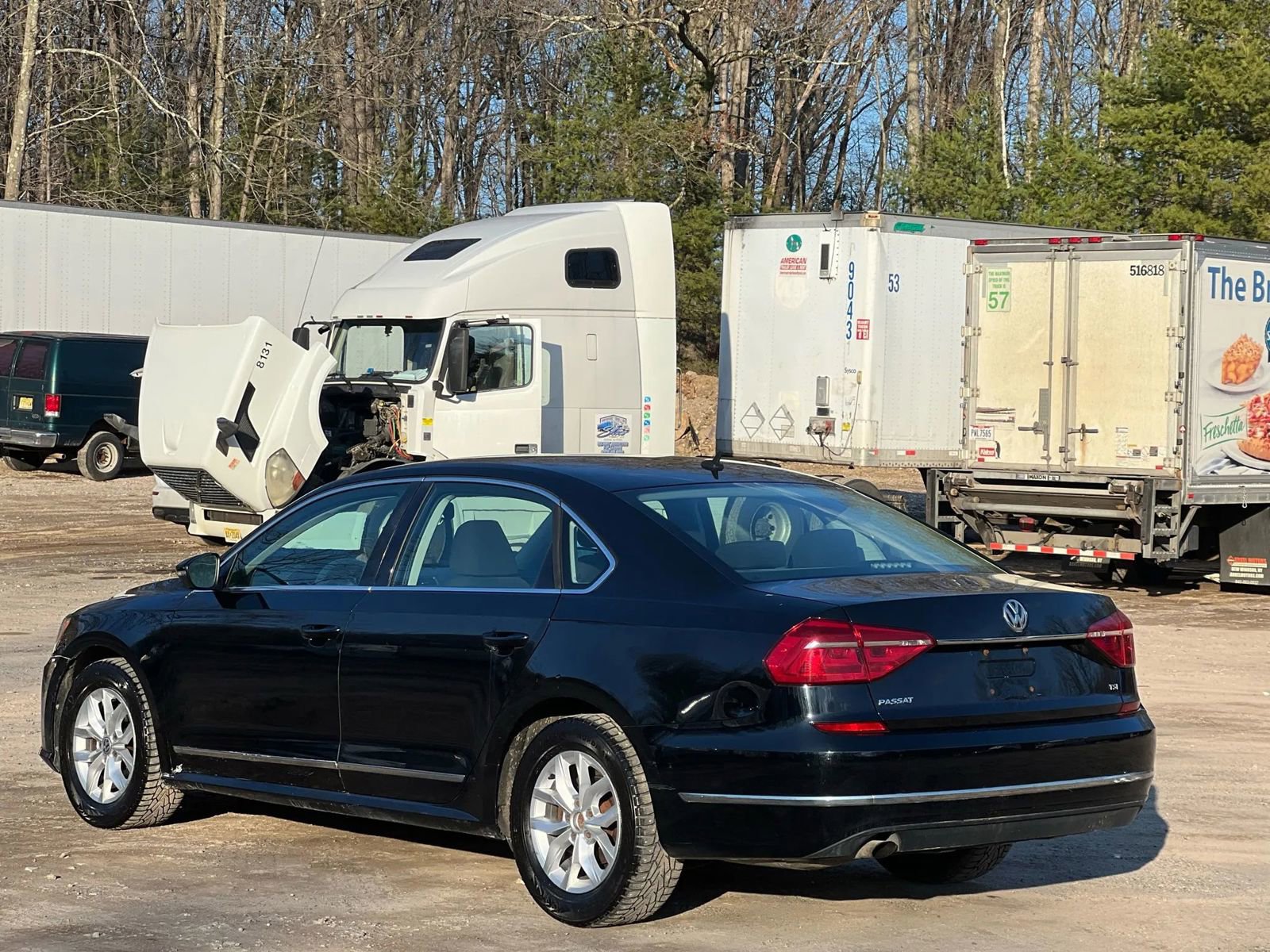 Used 2016 Volkswagen Passat 1.8T S image 4