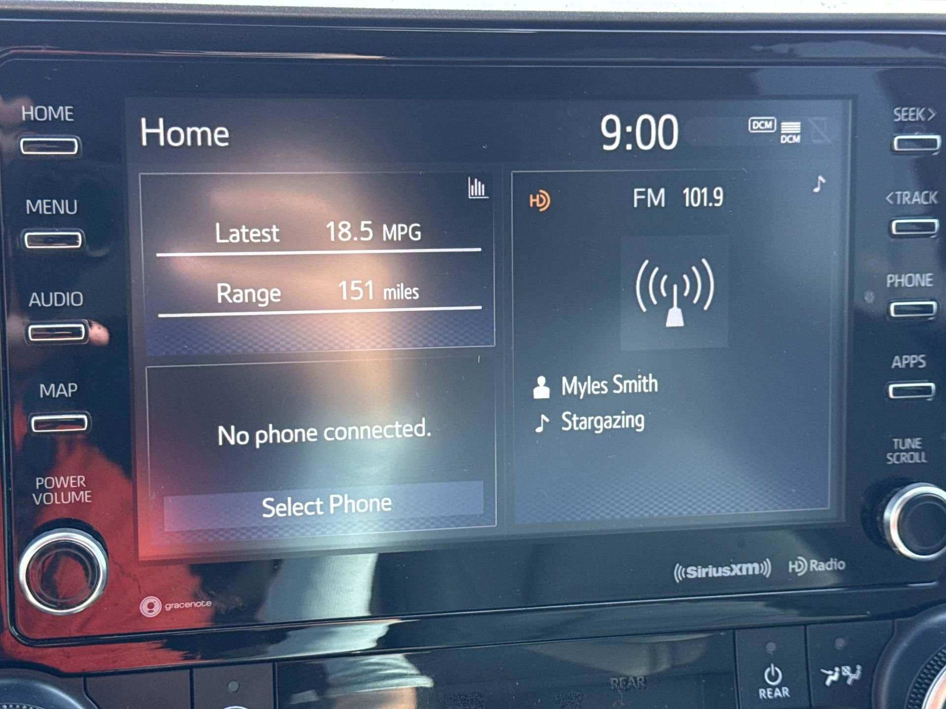 Certified 2021 Toyota Highlander XLE FWD image 20
