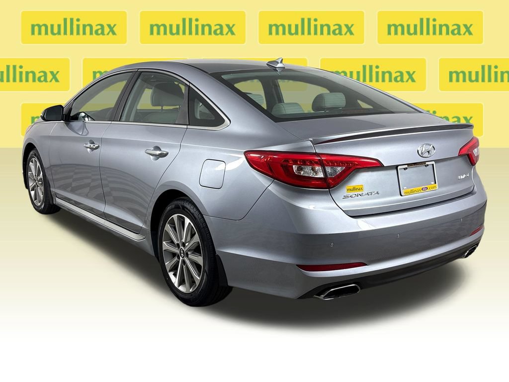 Used 2017 Hyundai Sonata Limited w/ Ultimate Package 04 FWD image 11