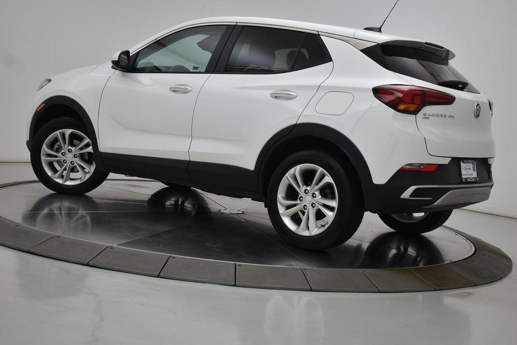 Used 2023 Buick Encore GX Preferred w/ Cold Weather Comfort Package AWD/4WD image 6