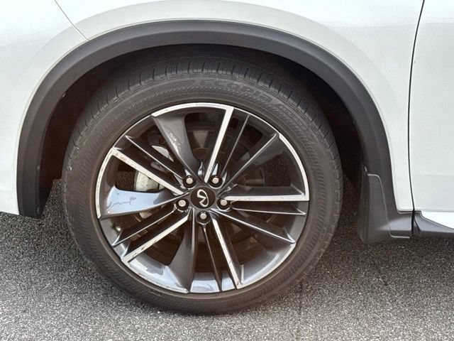 Used 2024 INFINITI QX50 Sport AWD/4WD image 4