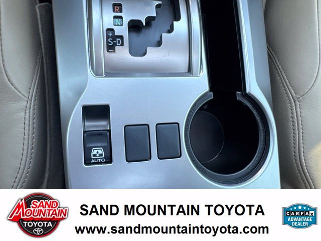 Used 2024 Toyota 4Runner Limited AWD/4WD image 18