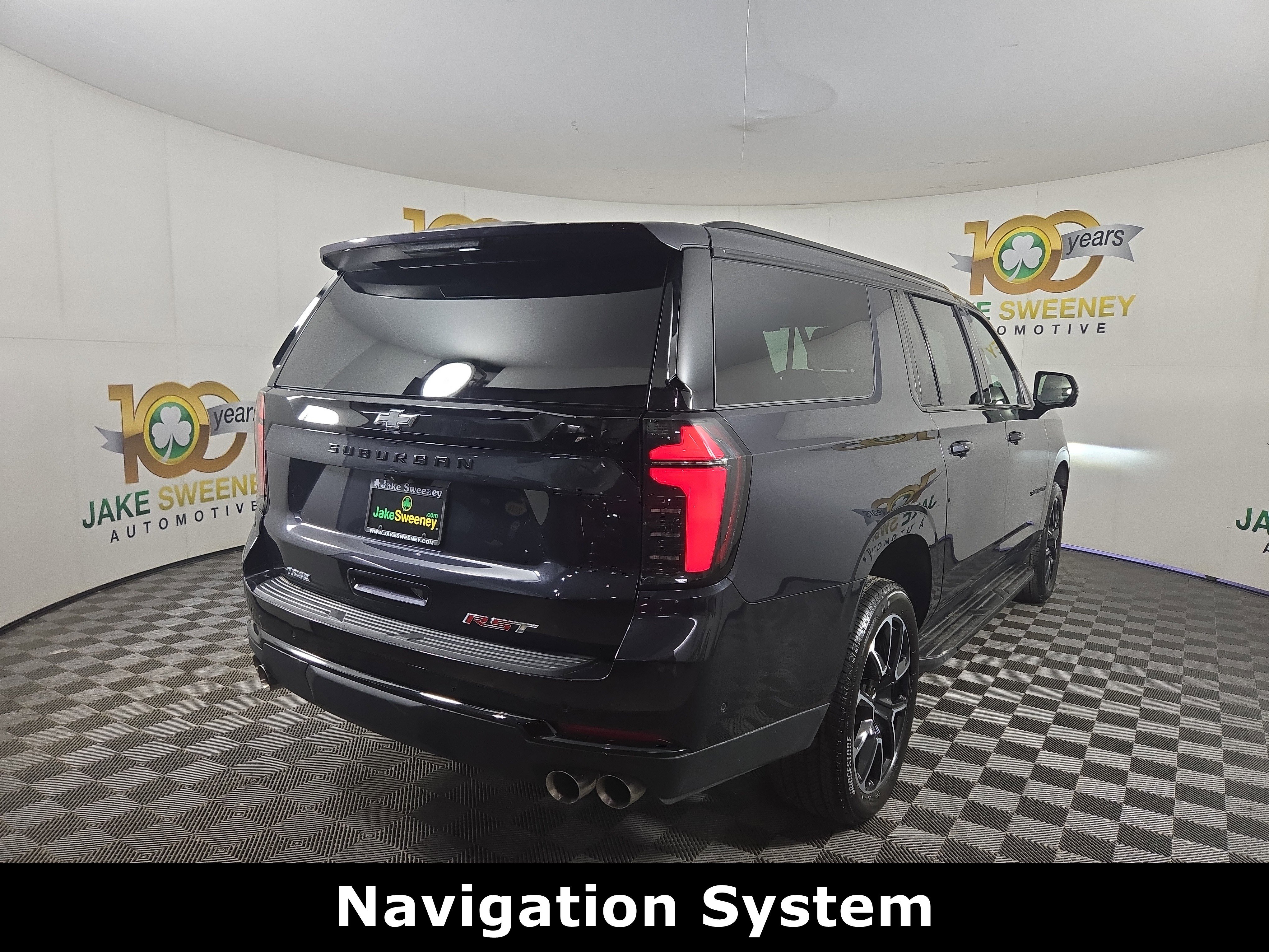 Certified 2025 Chevrolet Suburban RST w/ Comfort Package image 9